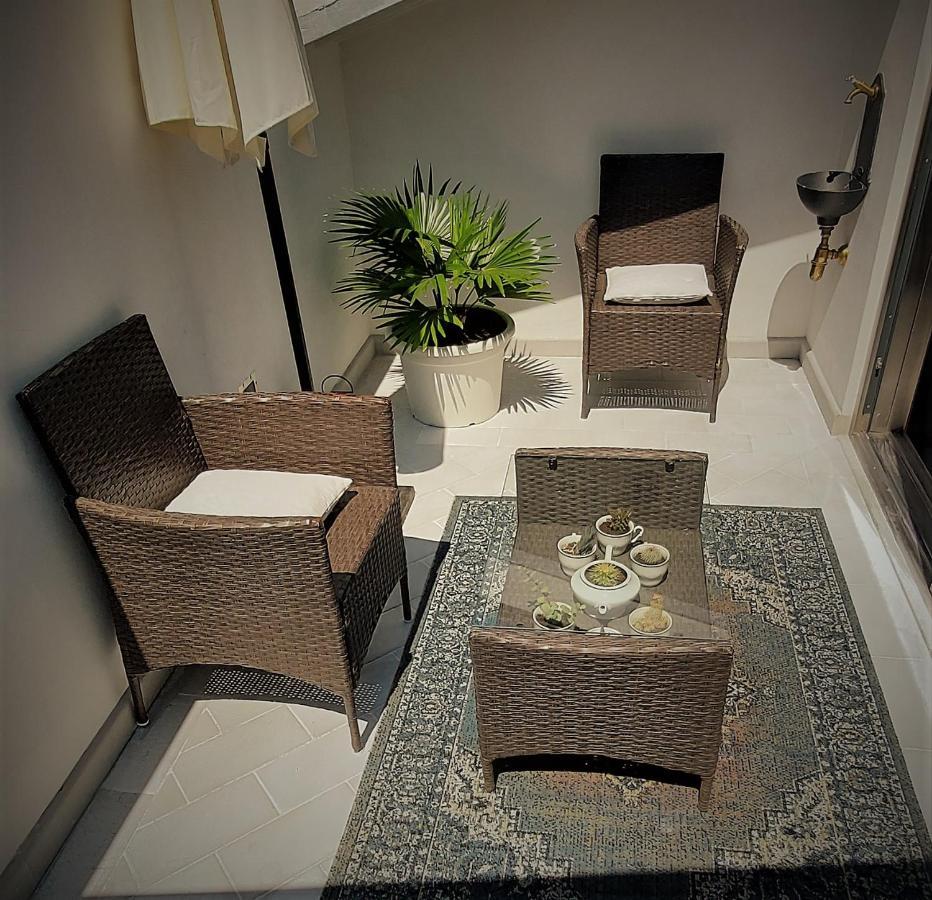 Castle Rooms Прато Екстериор снимка